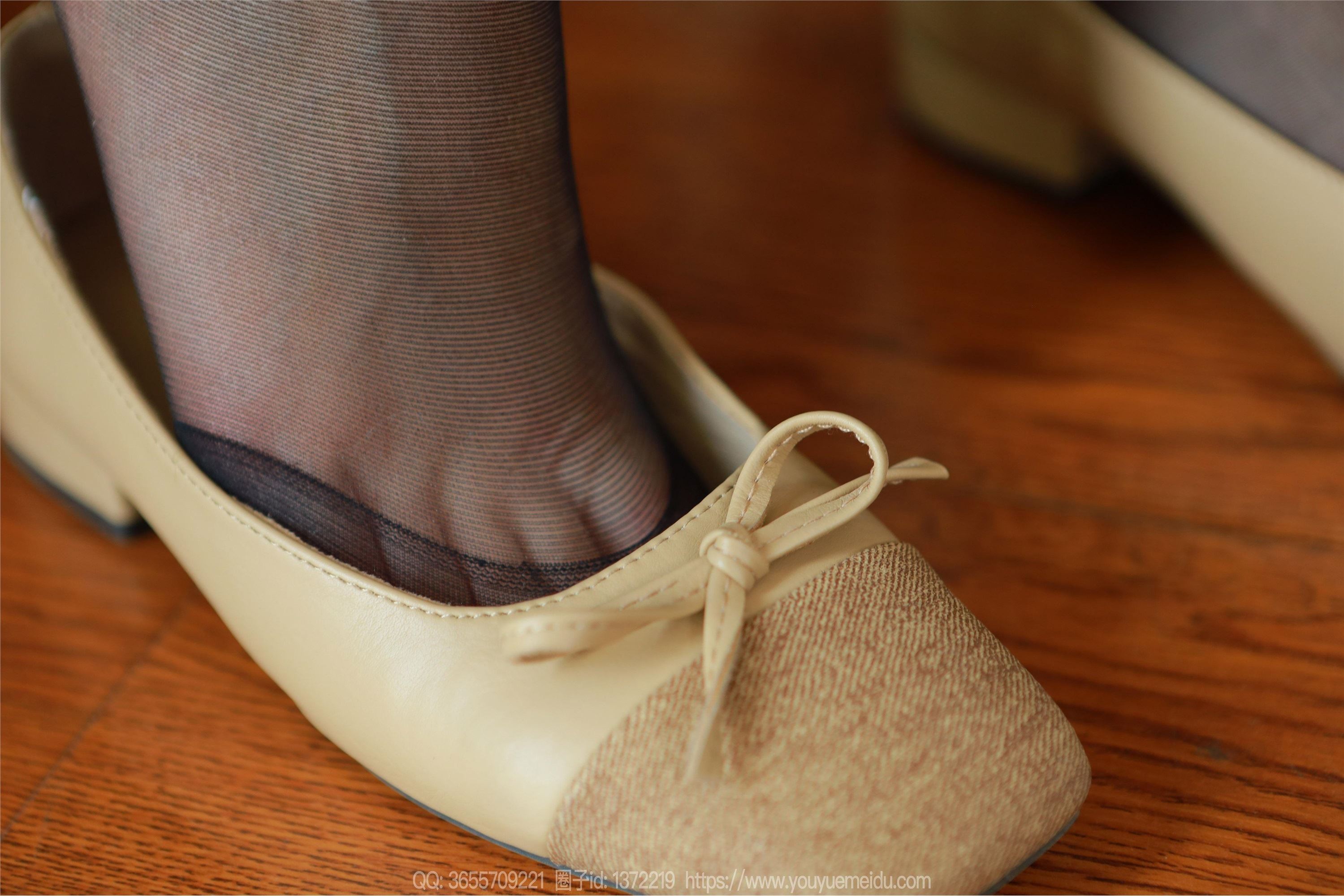 IESS异思趣向  2024.05.01 丝享家 1730 小婕《黑丝短裙（上）》